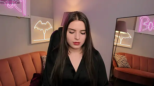 AliceLiador  online show from May 1, 2:44 pm