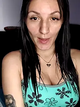 tina sussy online show from May 31, 8:09 pm