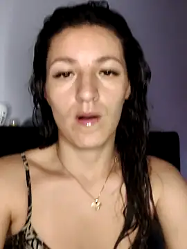 Snapshot of tina_sussy chatting on June 4, 12:21 pm tina sussy online show from June 4, 12:21 pm