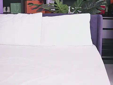 KathrynSin online show from April 26, 1:19 pm