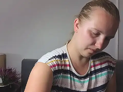RoseTeacherX online show from May 26, 5:22 pm