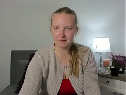 RoseTeacherX online show from April 20, 5:14 pm