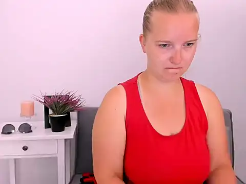 Snapshot of RoseTeacherX chatting on July 17, 7:27 am RoseTeacherX online show from July 17, 7:27 am