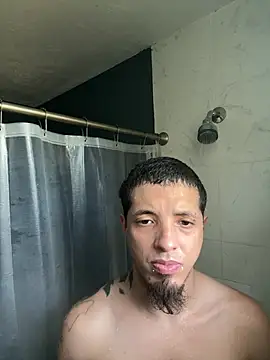 irakyhernadez online show from May 26, 4:38 pm