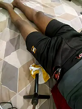 handsomeboyrk online show from April 15, 1:37 pm