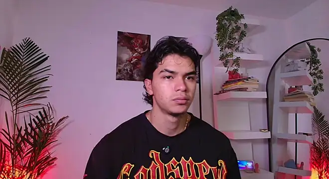 andyypalmer  online show from June 9, 4:46 am