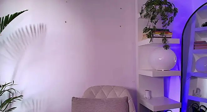 andyypalmer  online show from April 22, 11:28 am