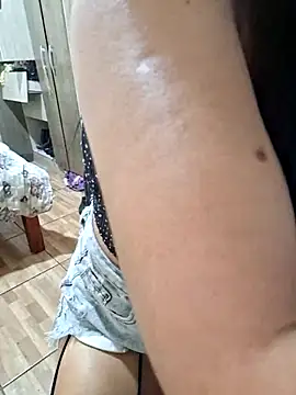 euahotmarii3 online show from July 7, 6:47 am