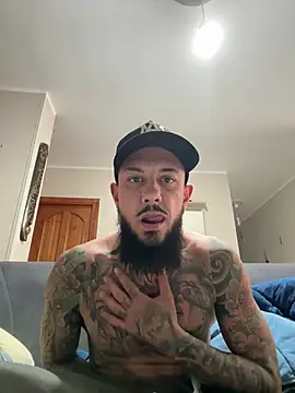 RevelledWidow online show from May 7, 1:47 pm