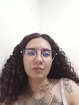 Aura Phone online show from April 28, 2:49 am