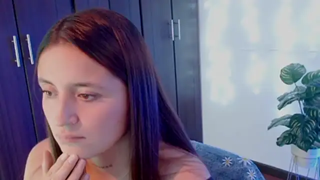 LucyArcy online show from April 17, 9:06 pm