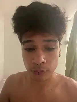 ronald thompson20 online show from April 17, 9:17 pm