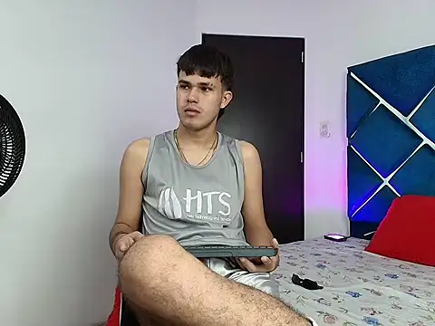 EdwinBoys online show from May 11, 12:50 pm