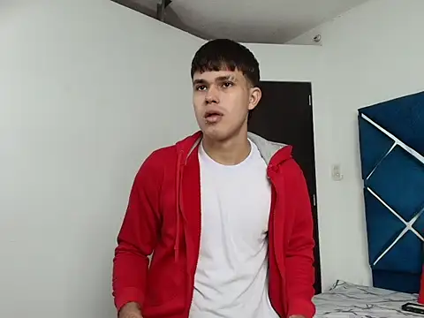 EdwinBoys online show from May 8, 1:48 pm