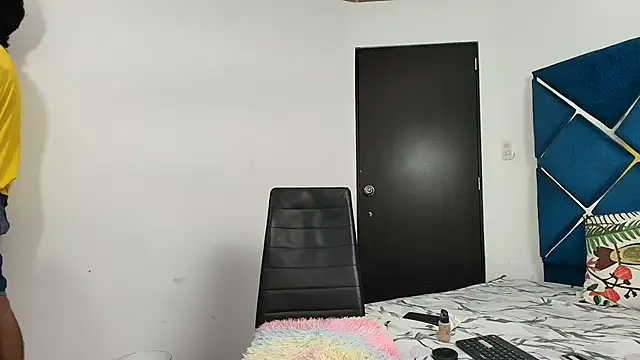 EdwinBoys online show from June 17, 2:05 pm