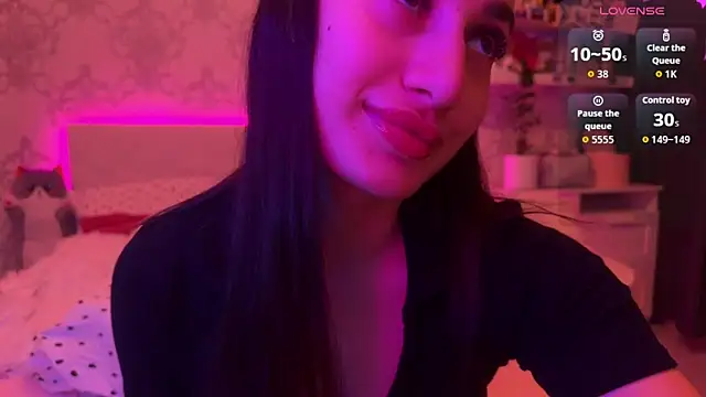 Snapshot of MyNaomi chatting on June 9, 8:10 pm MyNaomi online show from June 9, 8:10 pm