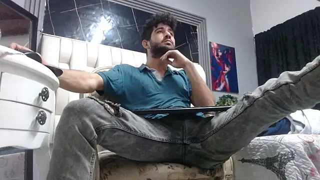 aaron jones 1 online show from May 14, 3:36 am