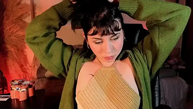 GaiaJonness online show from May 17, 5:35 pm