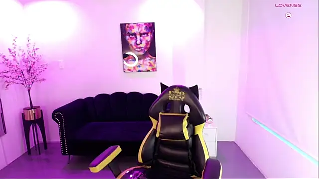 Zoe M00n online show from May 11, 12:28 pm