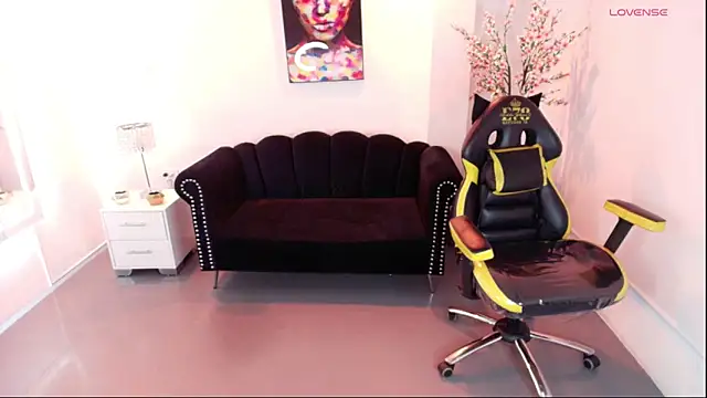 Zoe M00n online show from May 13, 12:34 pm