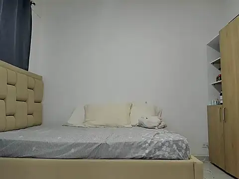 Scarletcute24 online show from July 9, 8:08 pm