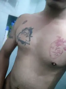 maicol6699 online show from April 19, 3:07 am