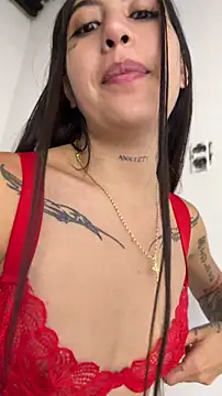 Snapshot of babedemon666 chatting on June 13, 8:29 pm babedemon666 online show from June 13, 8:29 pm