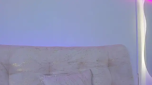 TSExotickFuck  online show from April 16, 9:39 pm