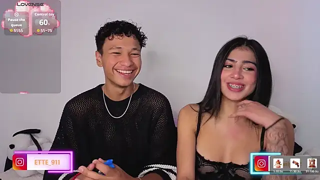 MAIILY MOON online show from April 23, 3:13 pm