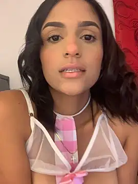 chica perfect online show from June 4, 6:07 am
