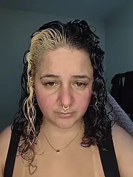  lascivious online show from June 23, 1:14 am