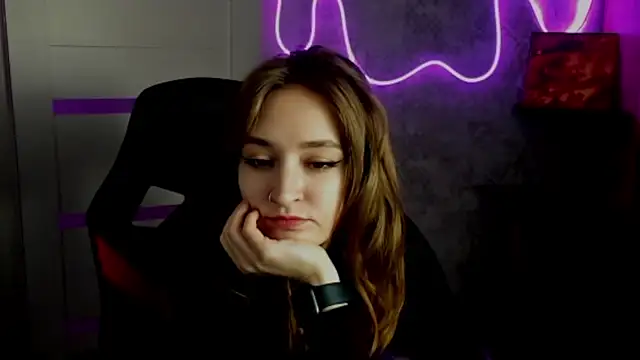 sara rosseee online show from April 21, 5:41 pm