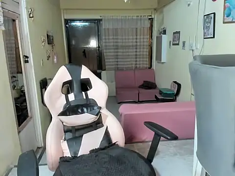 sweetveroxxx online show from July 18, 2:31 am