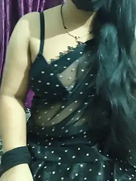 Snapshot of sweetylove01 chatting on June 2, 5:46 pm sweetylove01 online show from June 2, 5:46 pm