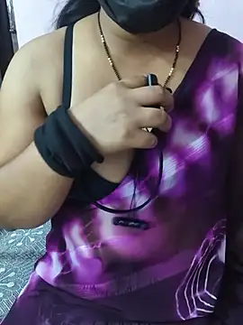 sweetylove01 online show from July 16, 5:21 pm