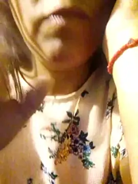 Snapshot of Gaby_lulu chatting on June 19, 12:49 am Gaby lulu online show from June 19, 12:49 am