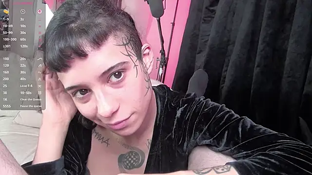 Snapshot of materia_xxxtar chatting on June 17, 5:45 pm materia xxxtar online show from June 17, 5:45 pm