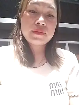 Cong2211 online show from April 16, 1:12 pm