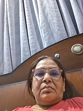 Snapshot of Shalini3456 chatting on May 23, 3:11 pm Shalini3456 online show from May 23, 3:11 pm