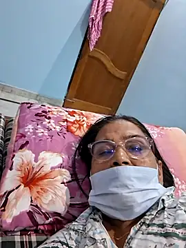 Snapshot of Shalini3456 chatting on May 31, 6:09 pm Shalini3456 online show from May 31, 6:09 pm