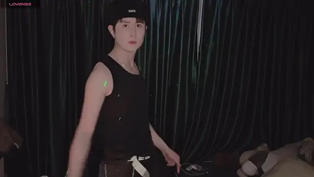 Zz YuunaSSquart zZ online show from April 19, 1:01 pm