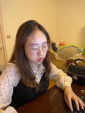 siler25 online show from May 29, 2:28 am