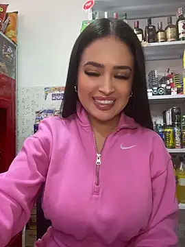 Sara fun online show from April 8, 2:29 pm