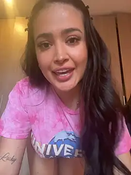 Sara fun online show from November 9, 7:07 pm