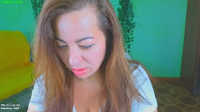 Snapshot of Zoe_Zephyr chatting on July 8, 6:14 am Zoe Zephyr online show from July 8, 6:14 am