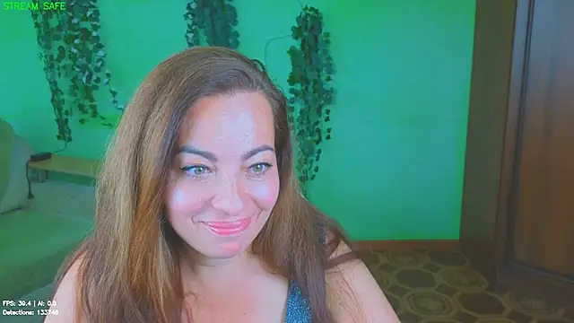 Snapshot of Zoe_Zephyr chatting on July 7, 6:47 am Zoe Zephyr online show from July 7, 6:47 am