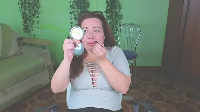 Zoe Zephyr online show from May 29, 5:35 am