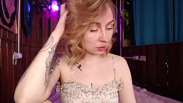 Mimi-Deep online show from June 3, 6:47 am