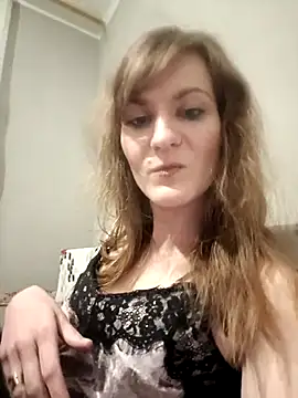 Snapshot of AnnieNet chatting on April 21, 7:53 pm AnnieNet online show from April 21, 7:53 pm