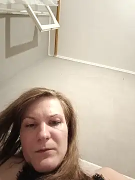 Snapshot of AnnieNet chatting on June 27, 9:32 pm AnnieNet online show from June 27, 9:32 pm